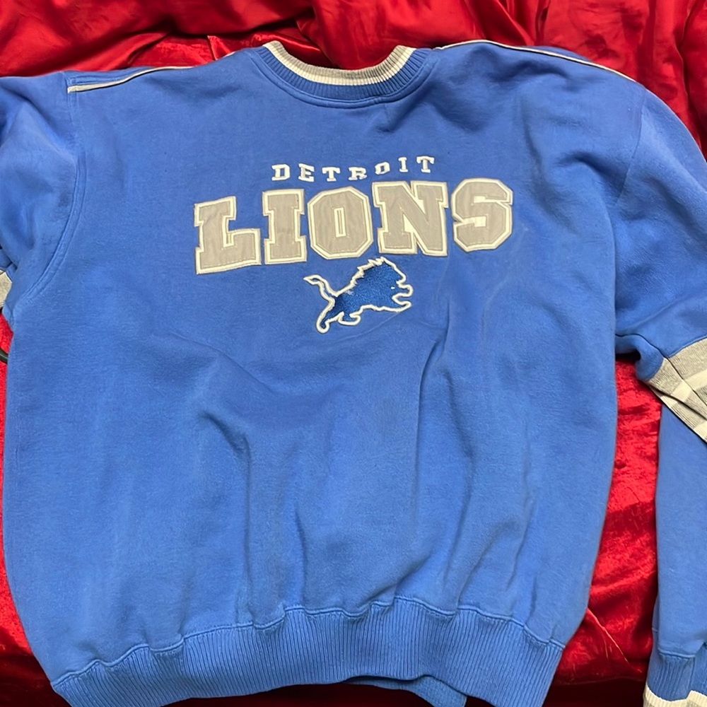 Detroit lions sweatshirt